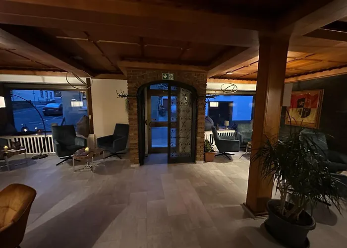 Mike'S Mosel Lodge