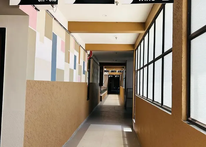 Hotel Gold Palace Inn