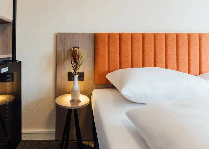 Myky Hotel Pinneberg By Uniqstay- Free Parking