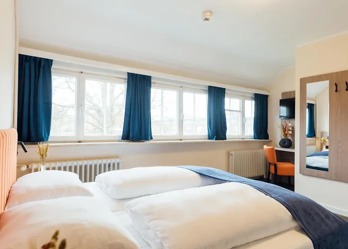 MYKY Hotel Pinneberg - Free Parking