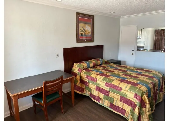 Heritage Inn
