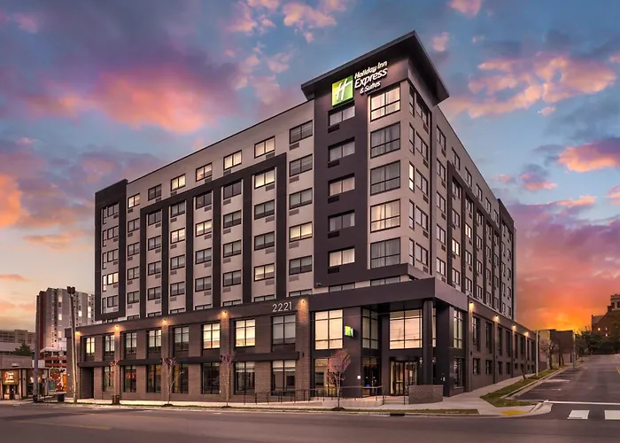 Holiday Inn Express & Suites Nashville West End - Univ Area By Ihg