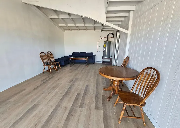 Sun Guesthouse B