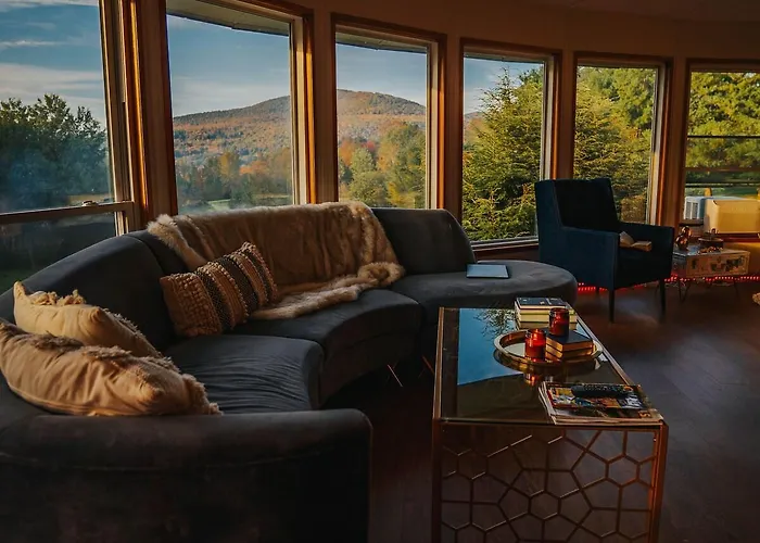Idyllic Mountain Stay Hot Tub, Wood Stove, Games
