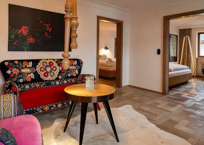 Hinterwies – Ski In / Lodge / Dine