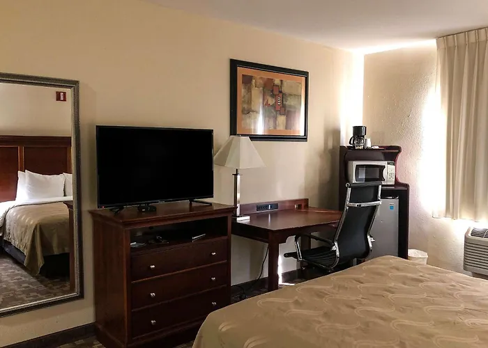 Quality Inn I-70 At Wanamaker