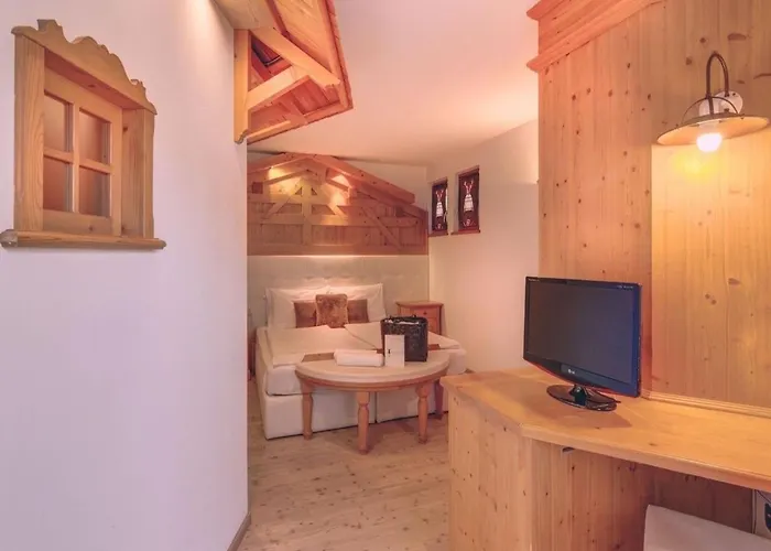 Hotel Madonnina Resort And Wellness