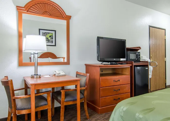 Quality Inn Junction City Near Fort Riley
