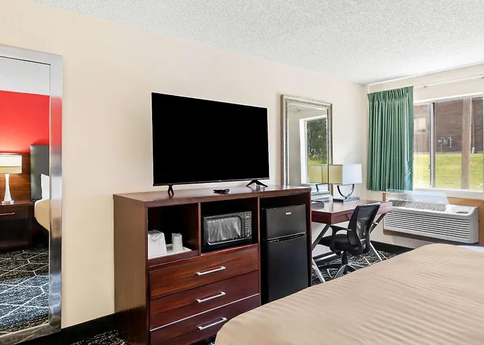 Econo Lodge Emporia