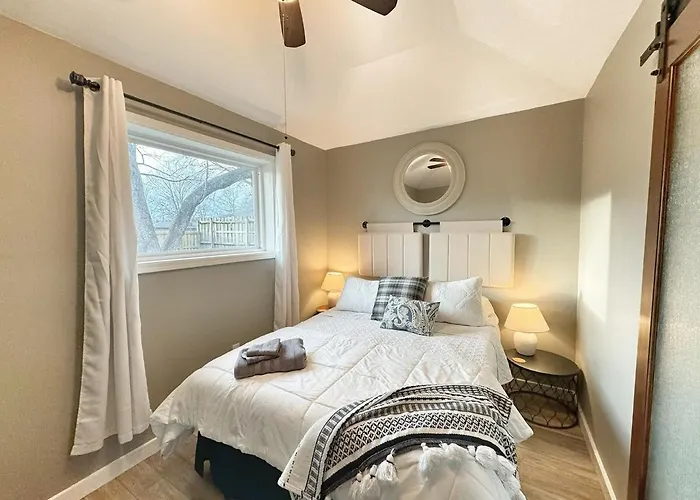 Decatur Bungalow Delight Modern Stay
