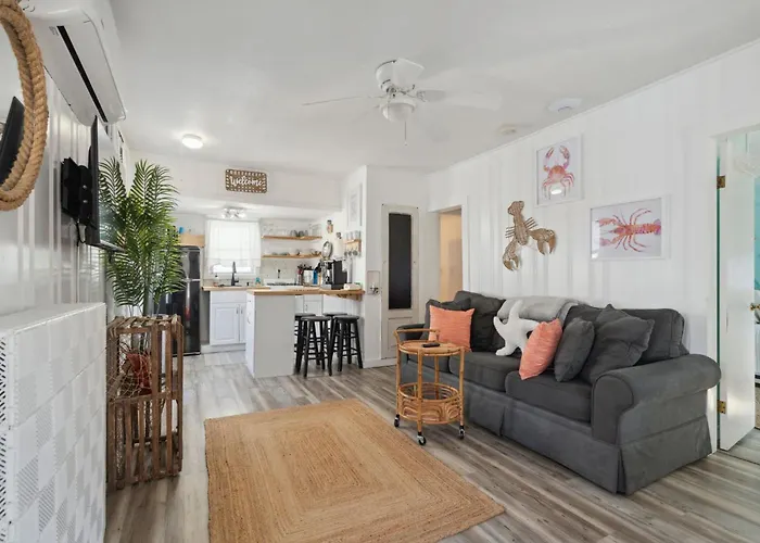 Lorraine'S Landing 2 Min To Beach Pet-Friendly