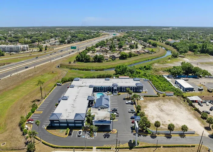 Baymont By Wyndham Orlando East