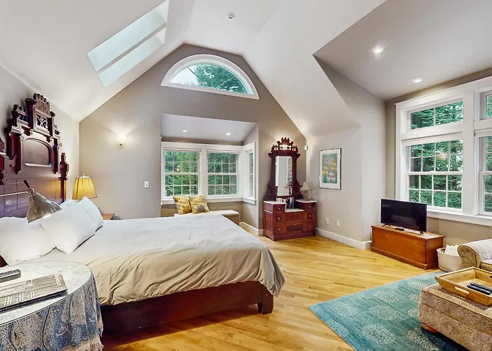 Serene Redwood Retreat