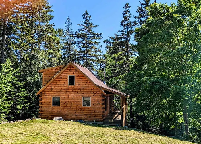 Log Cabin On Saltwater Cove