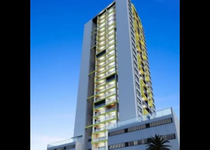 Studio luxuoso novo com ar condicionado e cozinha completa - Centro