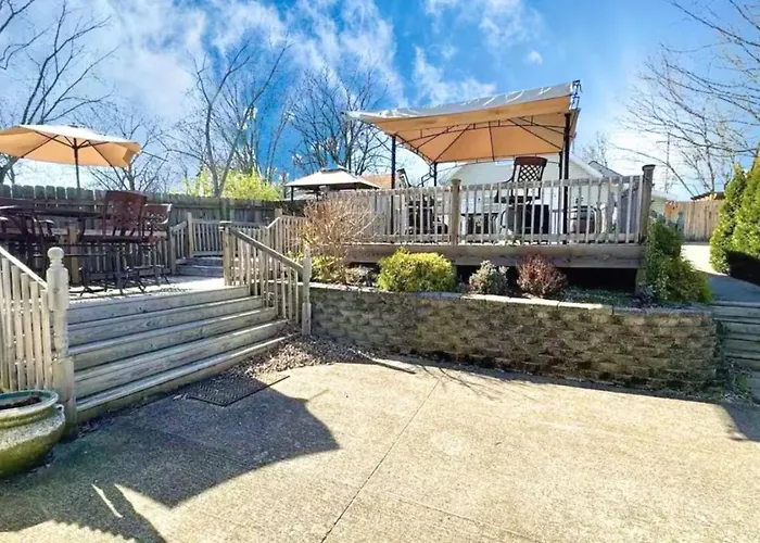 College Park Getaway