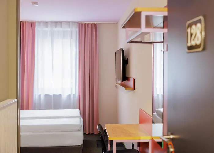 Mcdreams Hotel Wuppertal City