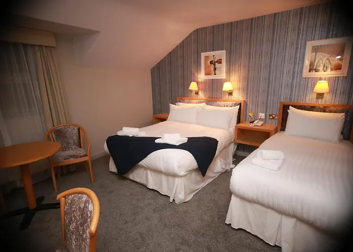 Mellon Country Inn Hotel