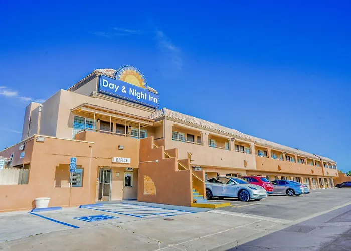 Day & Night Inn