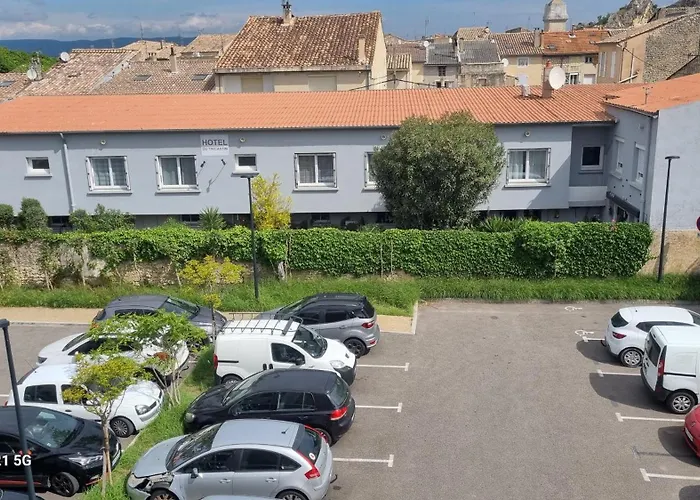 Hotel Du Tricastin