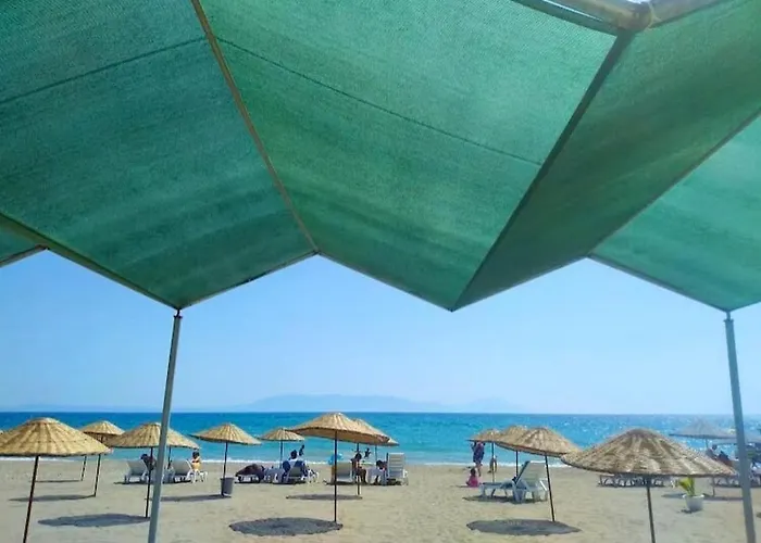 Mandarin Beach Hotel