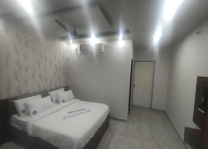 Crown Suites