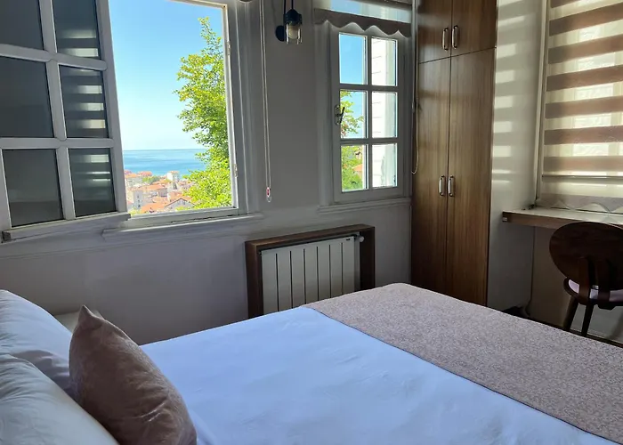 Demiroez Konak Otel