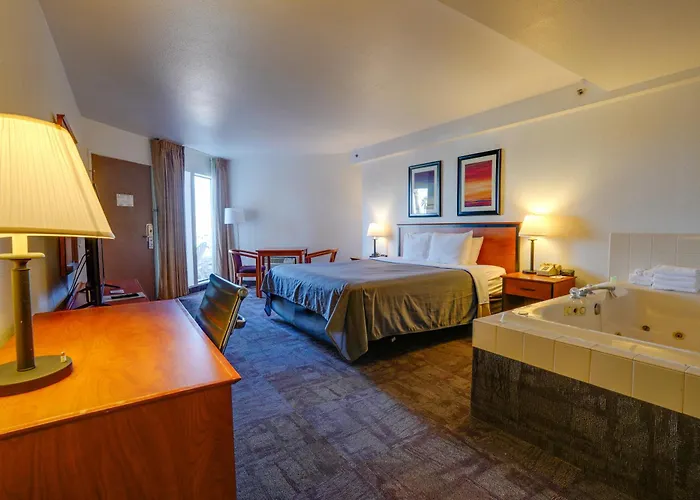 Lake Mead Inn