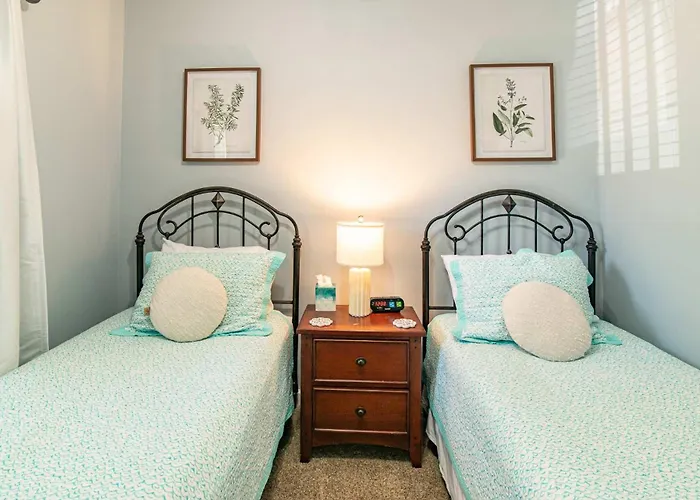 Pet Friendly Golf Paradise W Huge Pool And Hot Tub