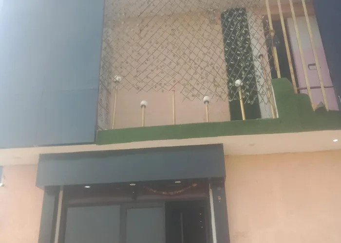 Hotel Maatrika And Banquet