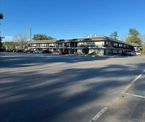 Fairbridge Inn Express