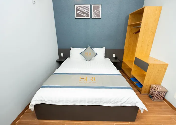 Siri 2 Hotel