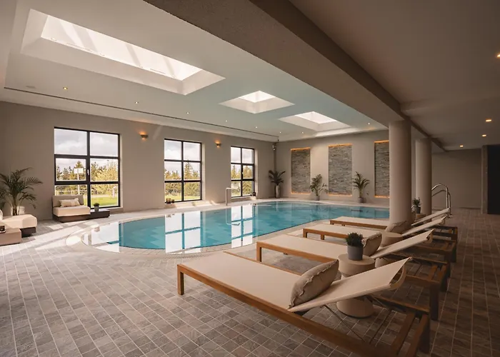 Naturhotel Sachsenbaude Oberwiesenthal - Indoor-Pool&Outdoor-Whirlpool