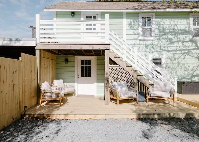 The Villa - 4 Blocks To Kb Pier - King Bed - Pickleball - Summer Specials!