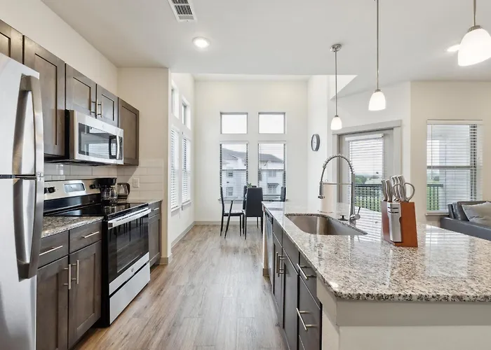 Chisholm Trace 531 I Comfy 2 Bed 2 Bath