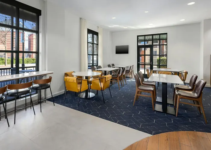 Courtyard By Marriott Chattanooga Downtown
