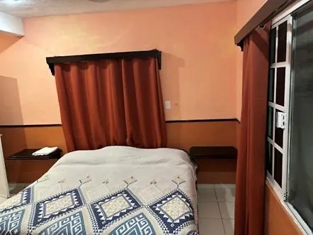 Hotel Posada Los Tulipanes