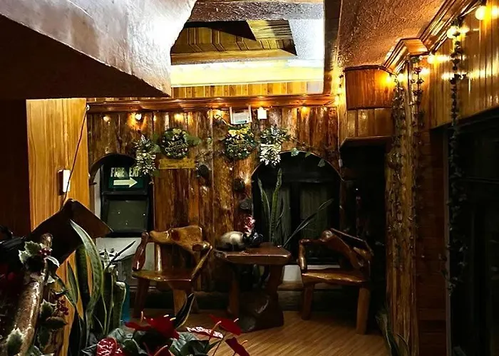 Ming-Ayen Lodge