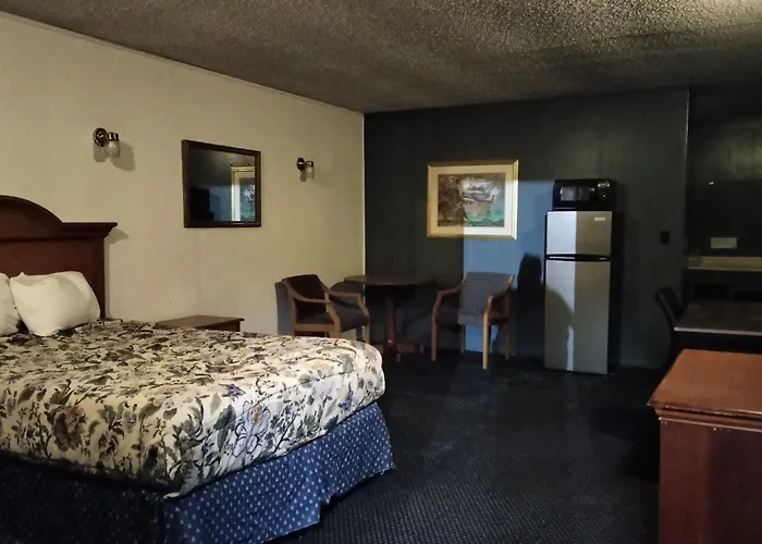 Blueway Inn And Suites El Dorado