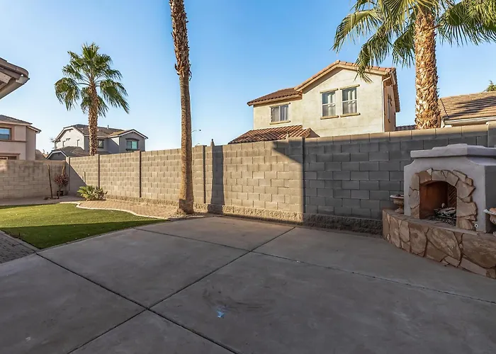 Entire Home In Surprise Downtown, Arizona