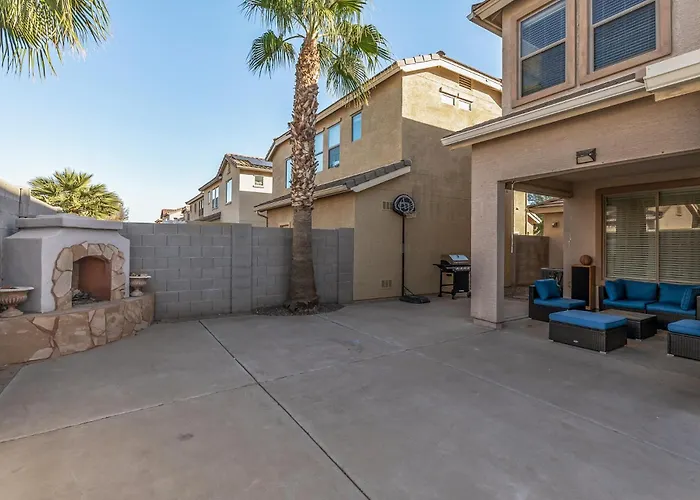 Entire Home In Surprise Downtown, Arizona