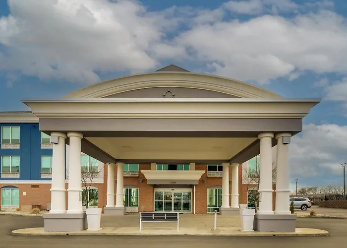 Holiday Inn Express Hotel & Suites Richmond By Ihg