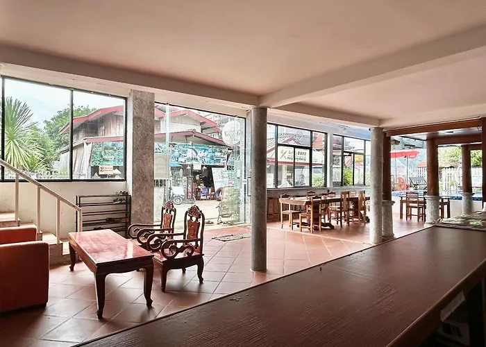 Vang Vieng Sky Mountain View Hotel