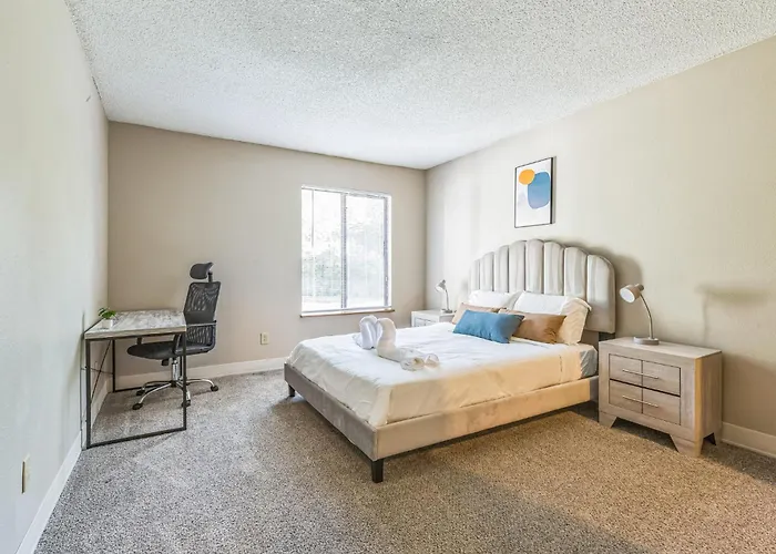Rosehill Pointe 197 I Spacious 1 Bed 1 Bath
