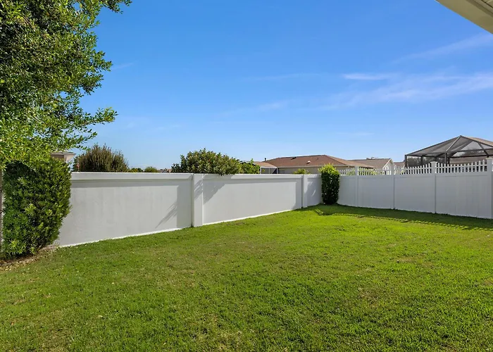 The Villages Courtyard Villa, Golf Cart, Private Yard, Prime Location