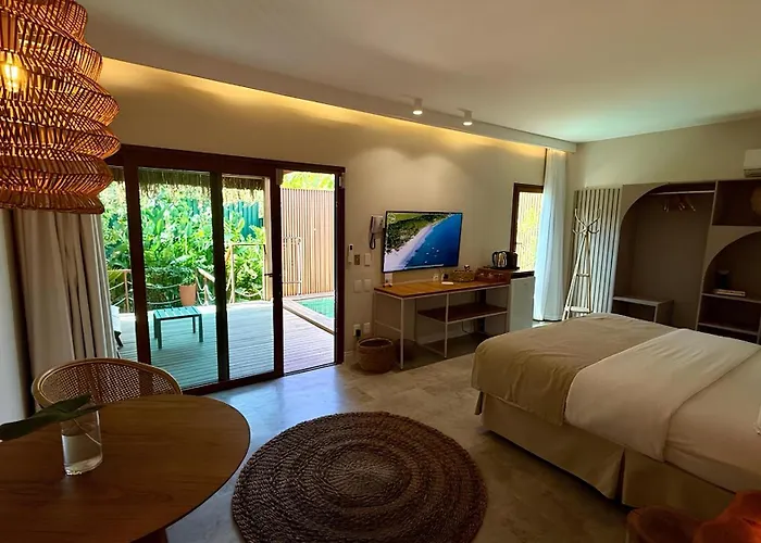 Dolphin Hotel