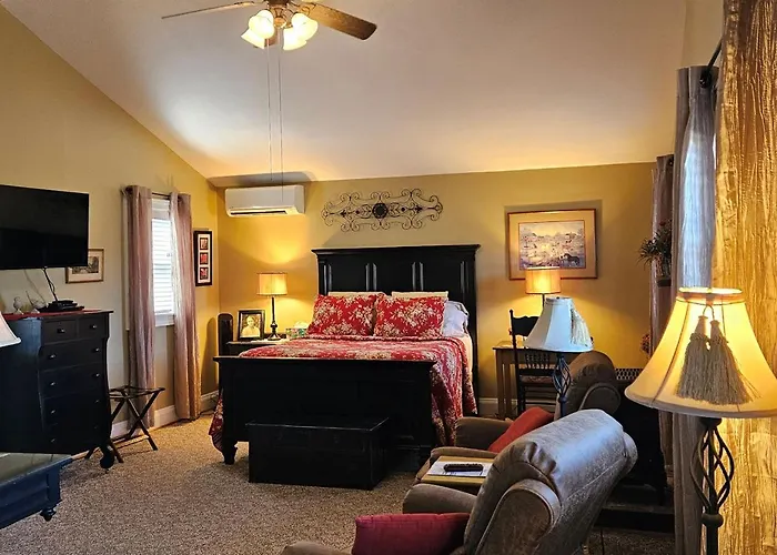 Piney Hill Cottages