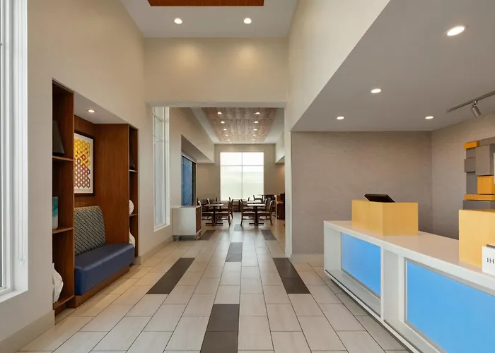 Holiday Inn Express- West Sacramento By Ihg