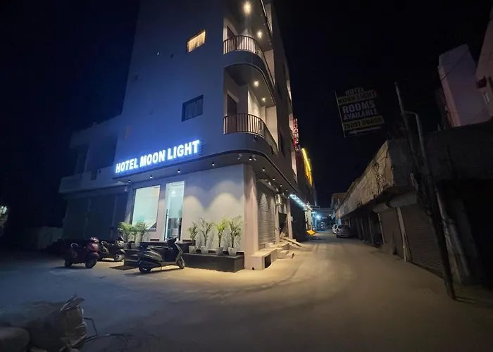 Hotel Moon Light