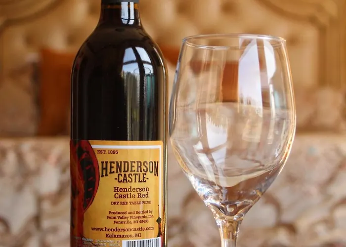 Henderson Castle Inn